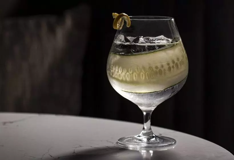 Ac Hotel By Marriott Miami Brickell