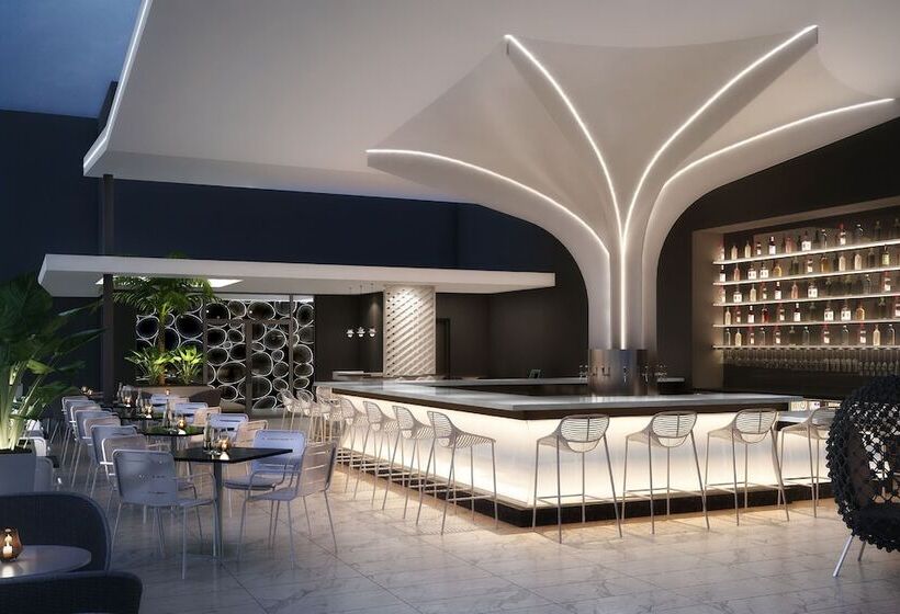 Ac Hotel By Marriott Miami Brickell