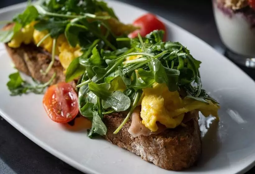 Ac Hotel By Marriott Miami Brickell