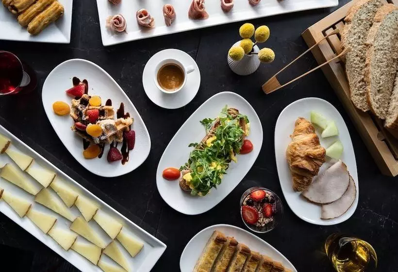 Ac Hotel By Marriott Miami Brickell