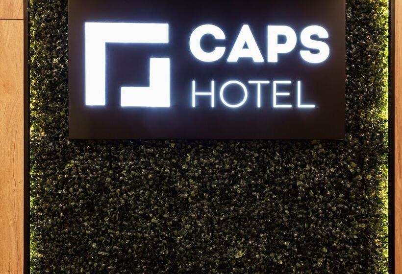 هتل Caps