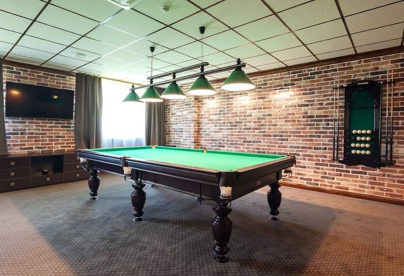 هتل Gostinichny Komplex Ostafyevo