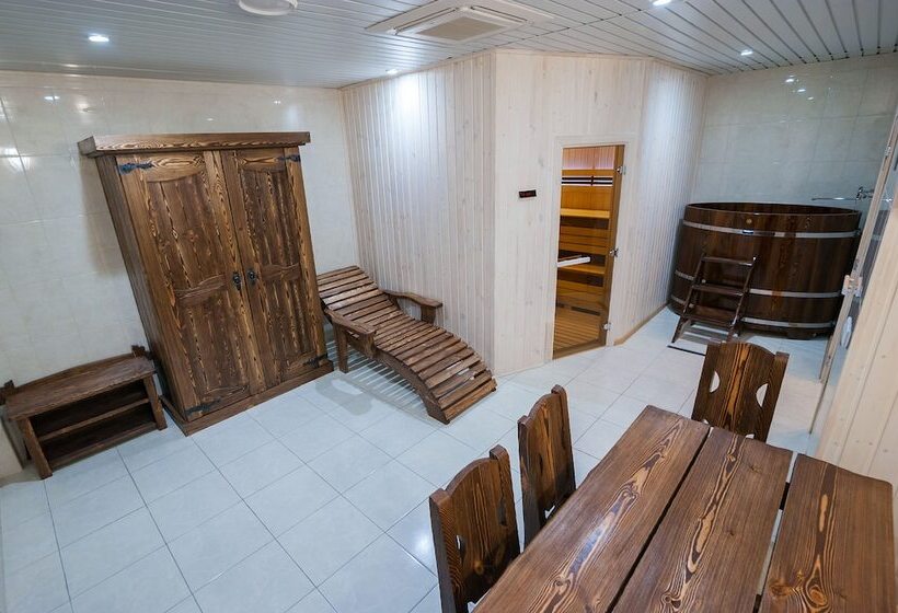 هتل Gostinichny Komplex Ostafyevo