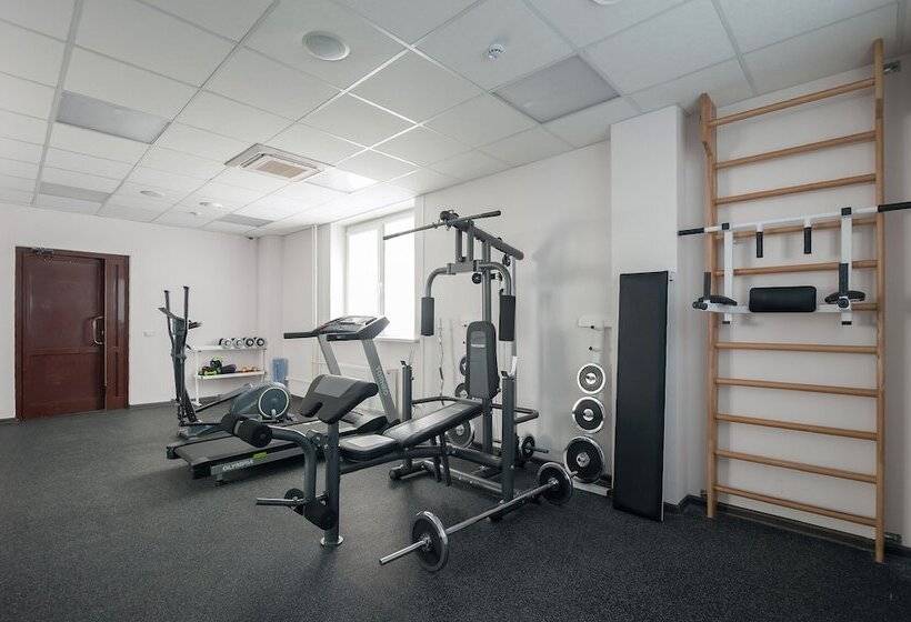 هتل Gostinichny Komplex Ostafyevo