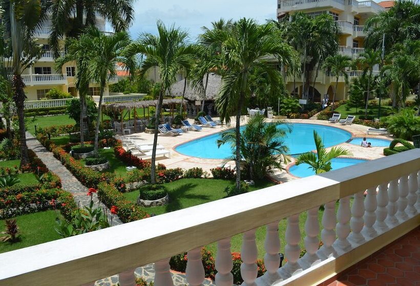 هتل Las Palmeras I Mamajo & Riki