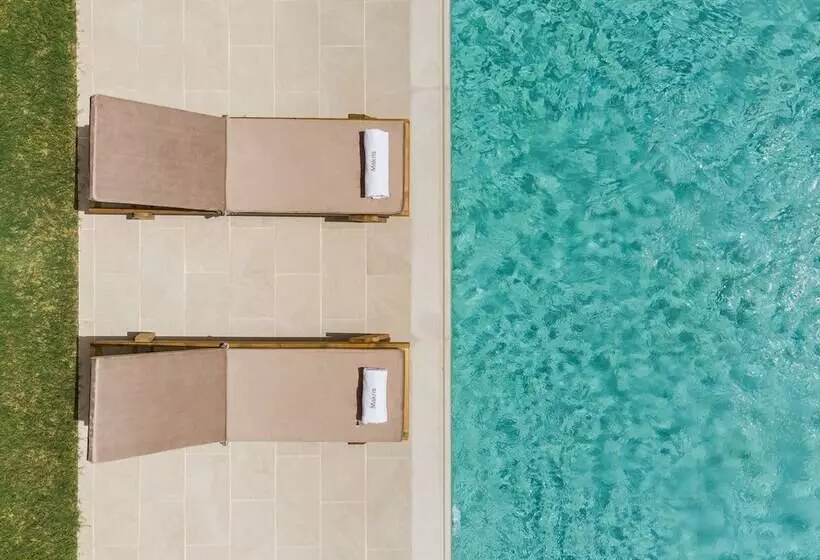 Hotelli Makris Luxury Rooms