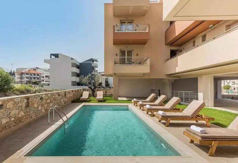 Hotelli Makris Luxury Rooms