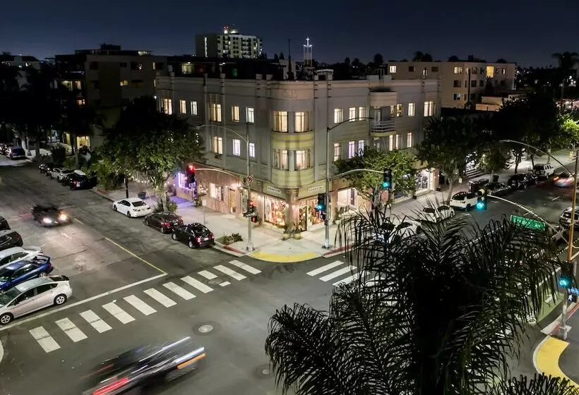 ホテル Metropolitan