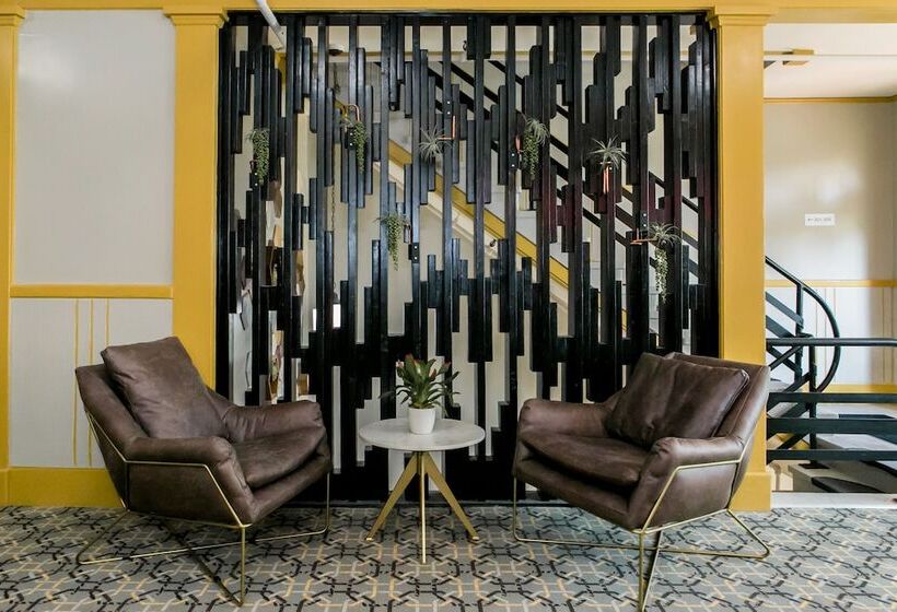 בית מלון כפרי Metropolitan