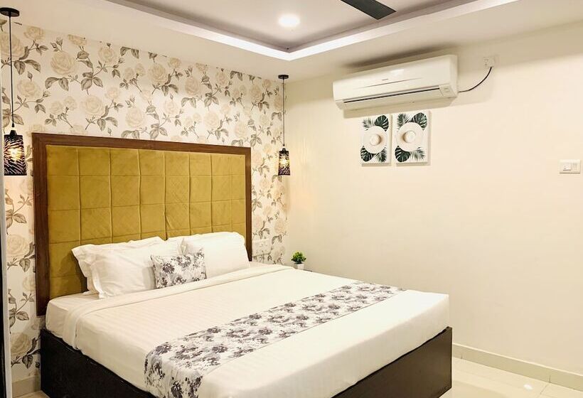 בית מלון כפרי Oak By Signature Airport Zone