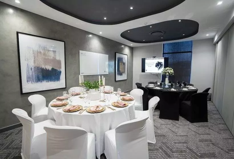 Hotelli The Capital Mbombela