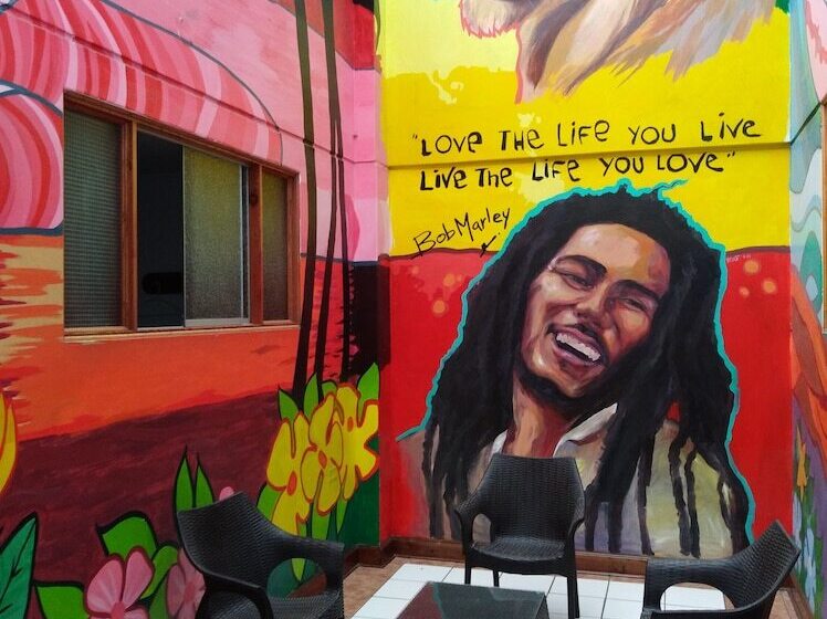 فندق Yaki Hostel