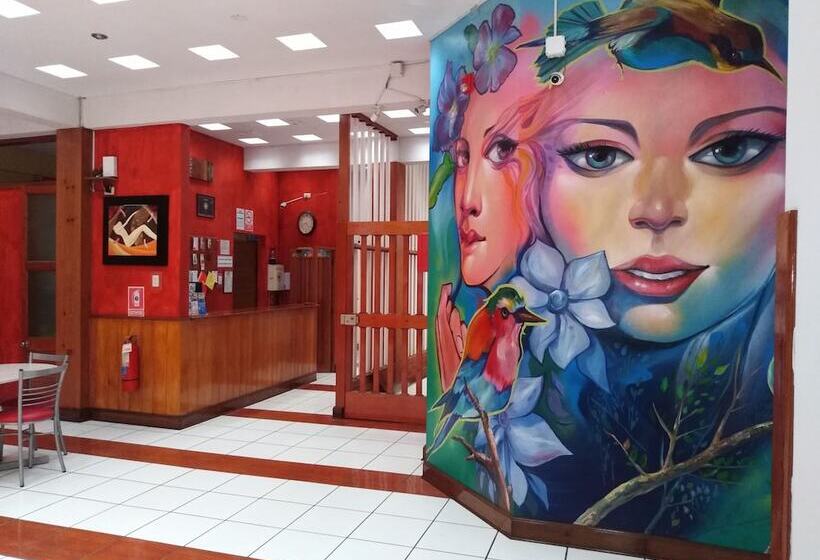 فندق Yaki Hostel