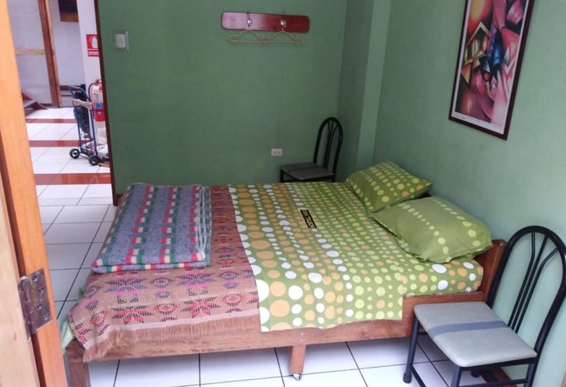 فندق Yaki Hostel