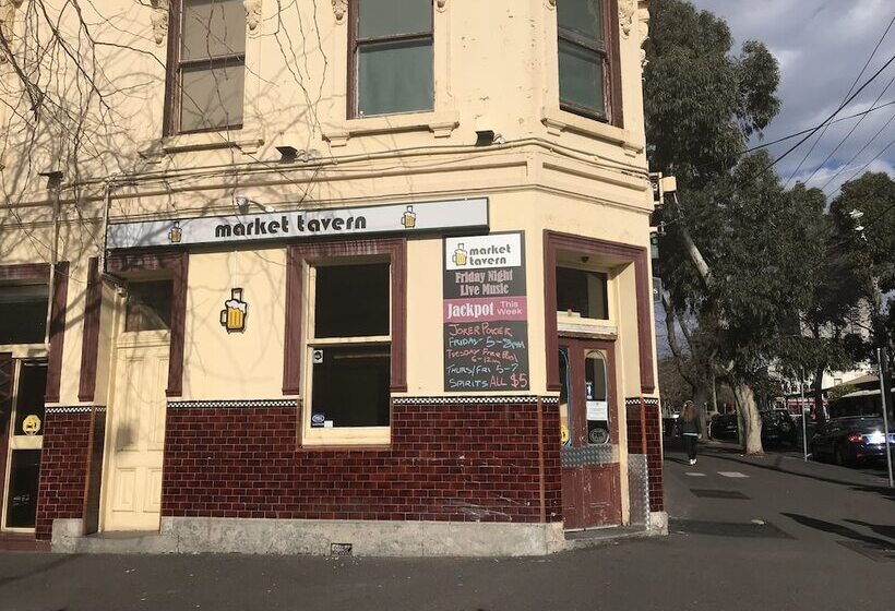 Market Tavern   Hostel And Bar