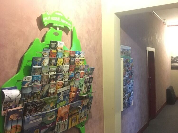 Market Tavern   Hostel And Bar