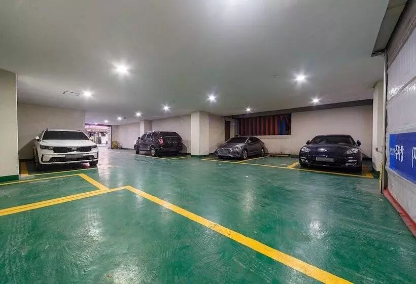 Motelli Gwangju Sangmu Alice Business