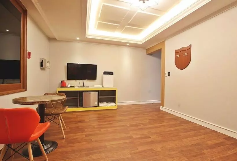 Motelli Gwangju Sangmu Alice Business