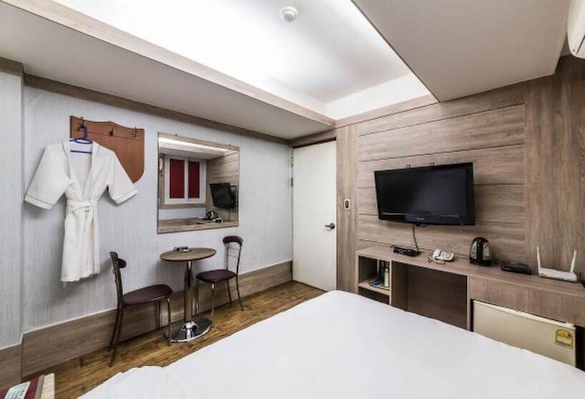 汽车旅馆 Hwagok Charmant