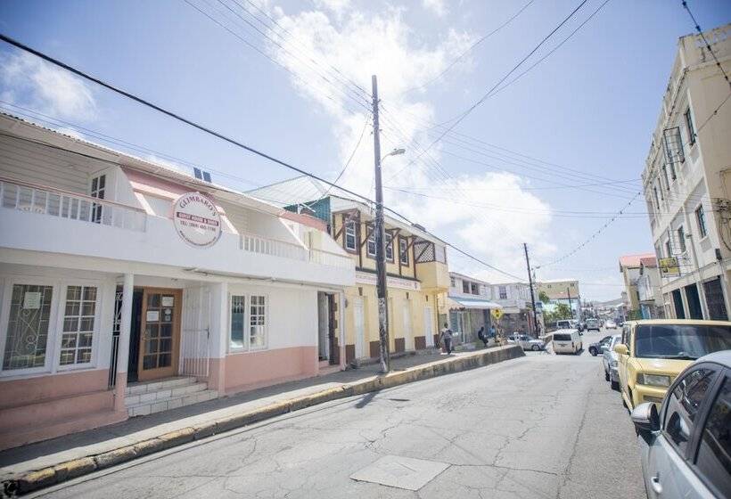 پانسیون Glimbaro's Guest House