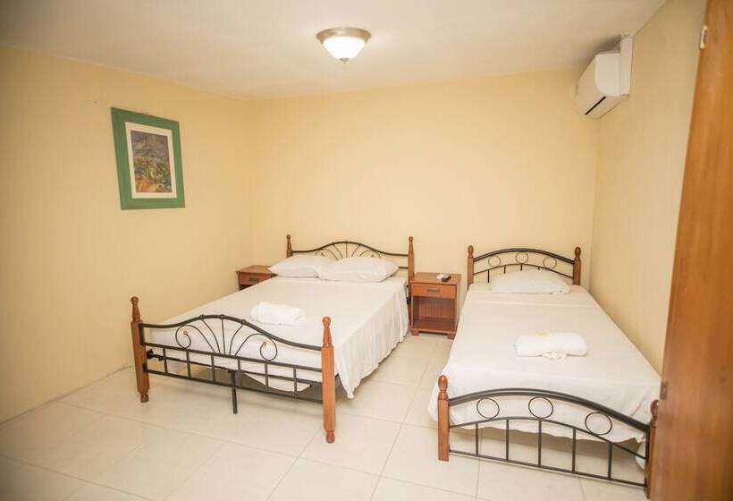 پانسیون Glimbaro's Guest House