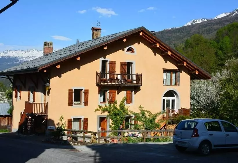 Majatalo Gîte Auberge De Montvilliers