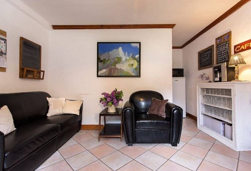 פנסיון Gîte Auberge De Montvilliers