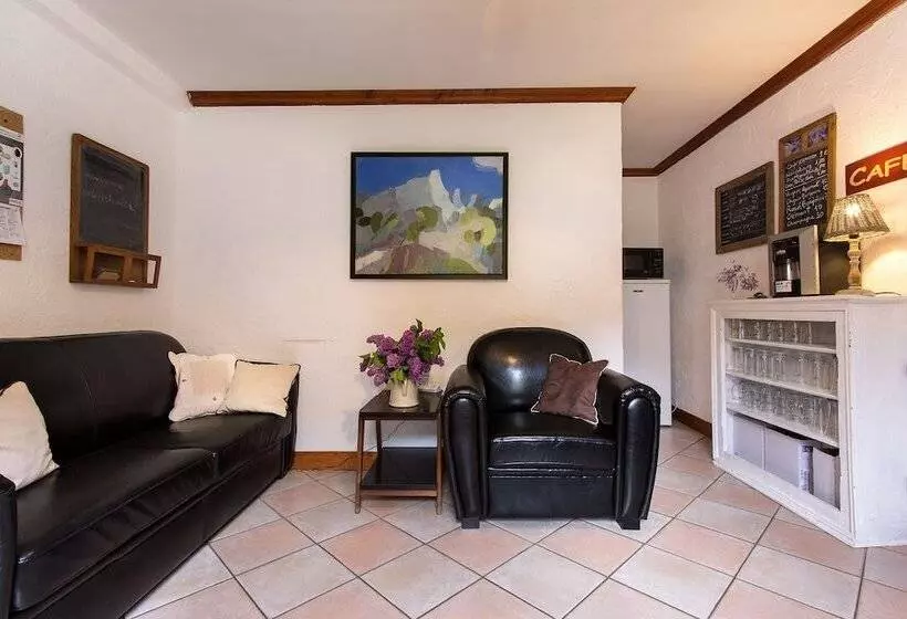 Majatalo Gîte Auberge De Montvilliers