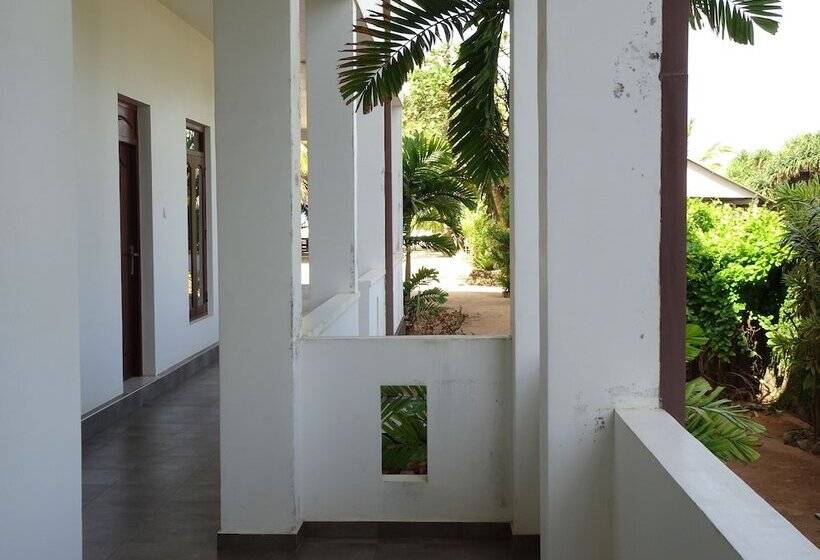 פנסיון Moragalla Beach Home Guesthouse