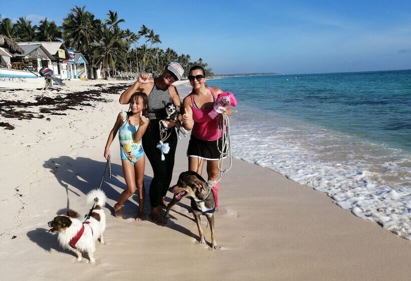 پانسیون Honky Tonk Punta Cana