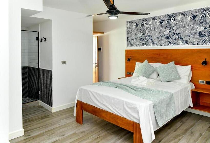 پانسیون Honky Tonk Punta Cana