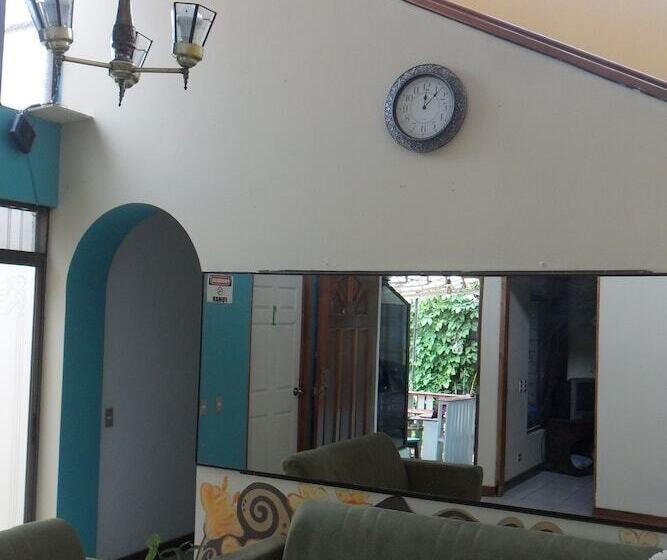 Green Country Hotel Hostel