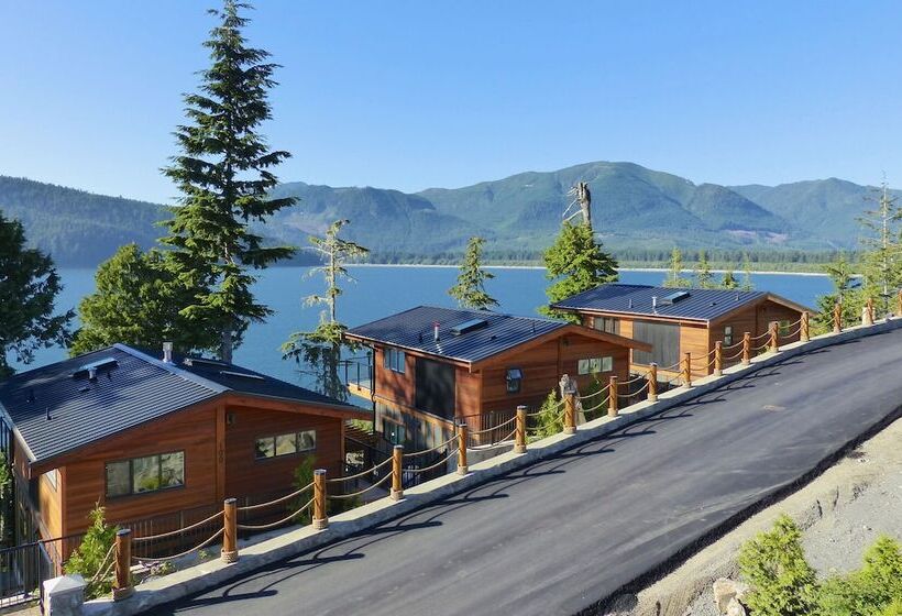 Handsome Dan's Port Renfrew