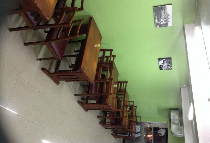 Hostal Flor De Kanela