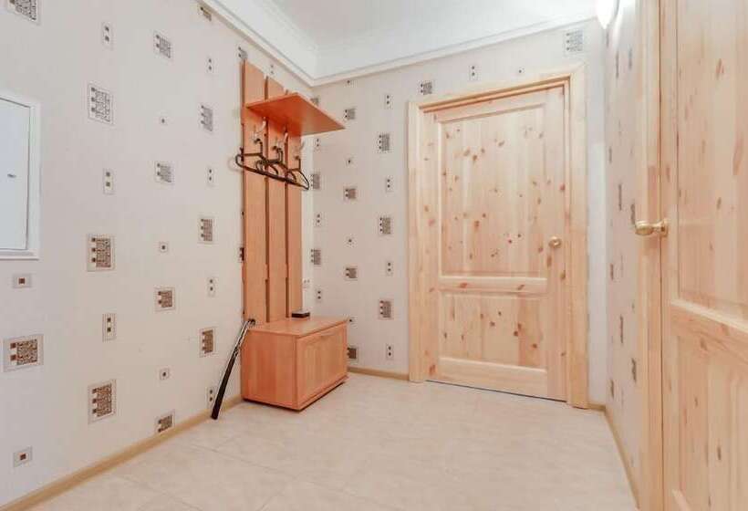 Отель Fresh Apartment On Varshavskaya 61