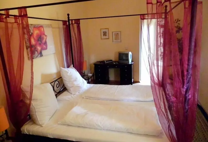 Hotelli Hahne´s Gästehaus