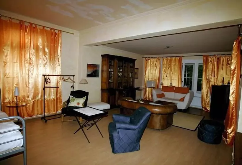 Hotelli Hahne´s Gästehaus