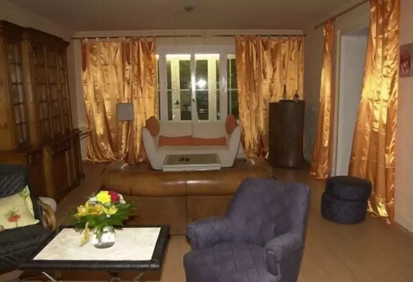 Hotelli Hahne´s Gästehaus