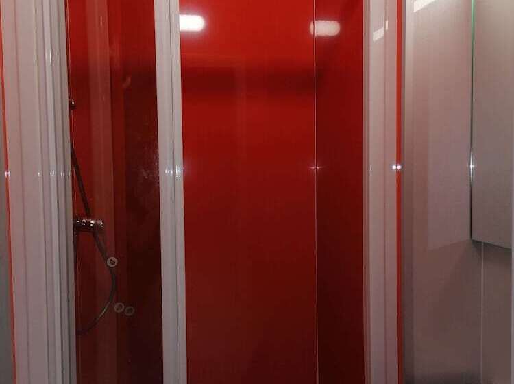 Hotel Kyriad Direct Martigues