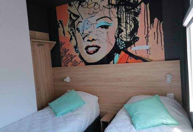 Hotel Kyriad Direct Martigues