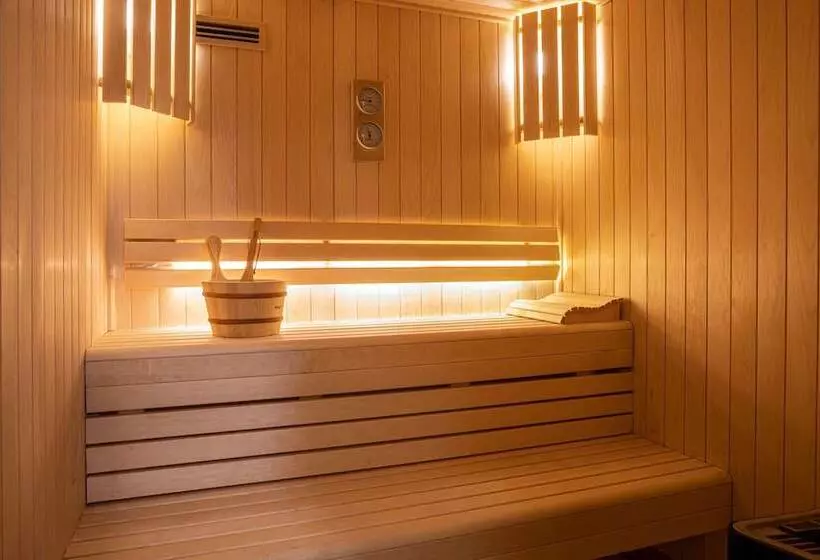 هتل Marriott Executive Apartments Kuwait City