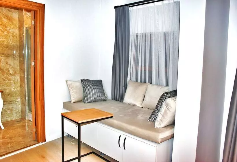 هتل Million Old City Apartment