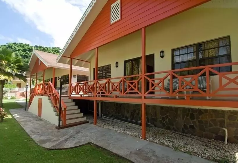 Kingsville Apartments