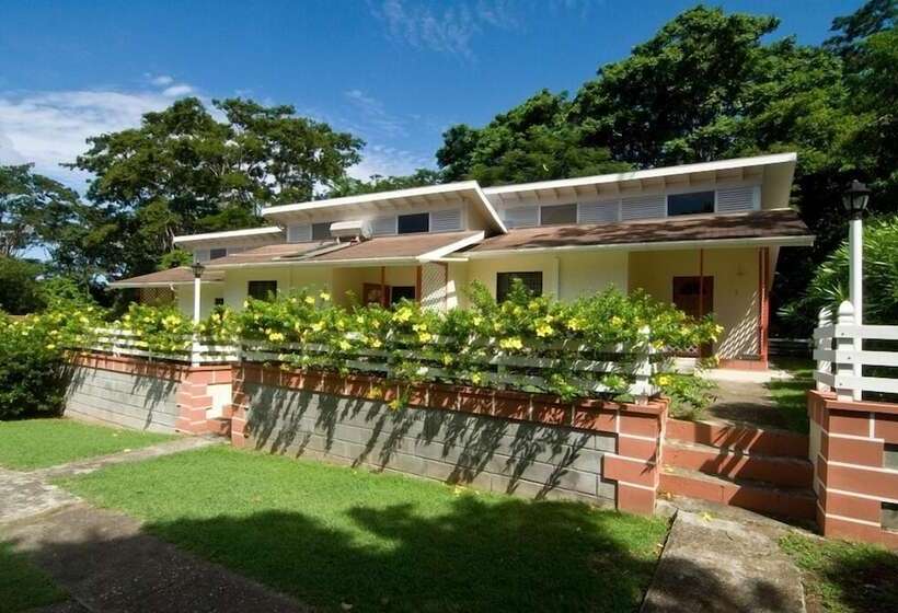 Kingsville Apartments