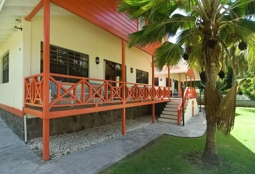 Kingsville Apartments