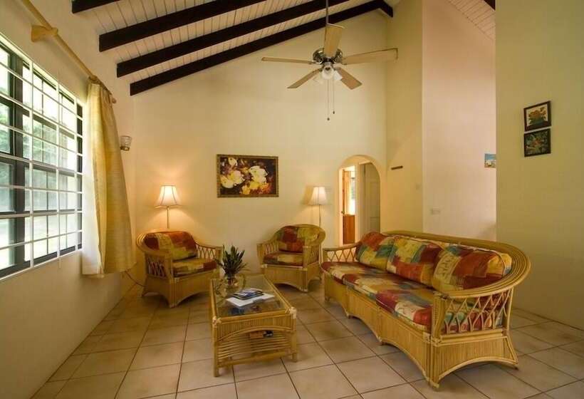 Kingsville Apartments