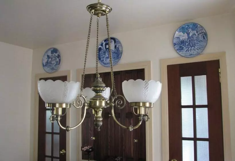 Loralei Bed And Breakfast