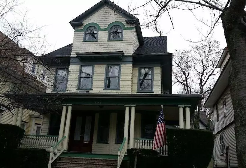 Loralei Bed And Breakfast