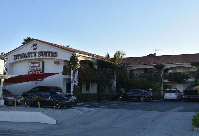 汽车旅馆 Dynasty Suites Santa Fe Springs