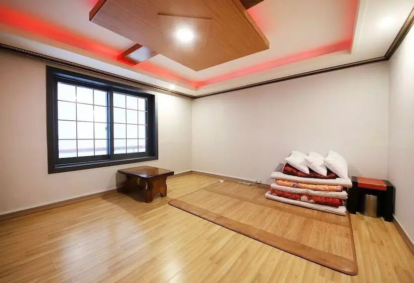 モーテル Gwangju Yongbongdong Hotel Agnes